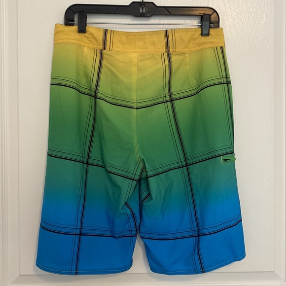 Men's Hang Ten Board Shorts - Picture 2 of 4